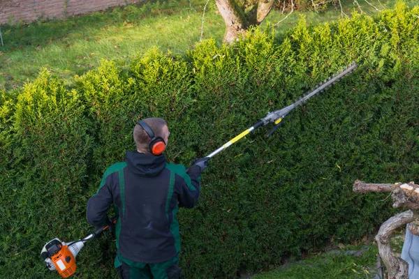 How to Install Electric Fencing for Maximum Security